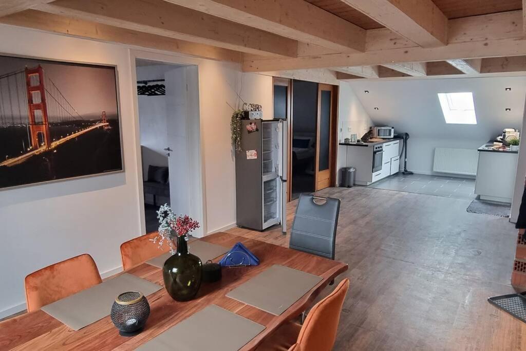 Capa Ferienwohnung Pfalz Neustadt an der Weinstraße Exterior foto