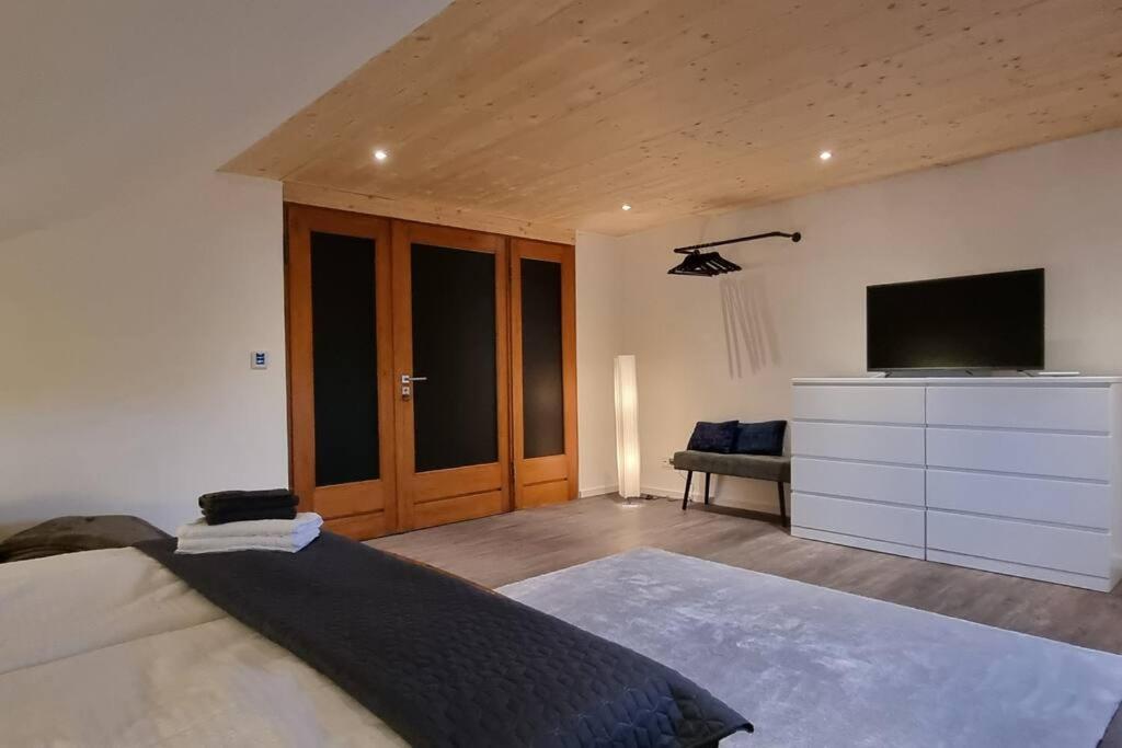 Capa Ferienwohnung Pfalz Neustadt an der Weinstraße Exterior foto