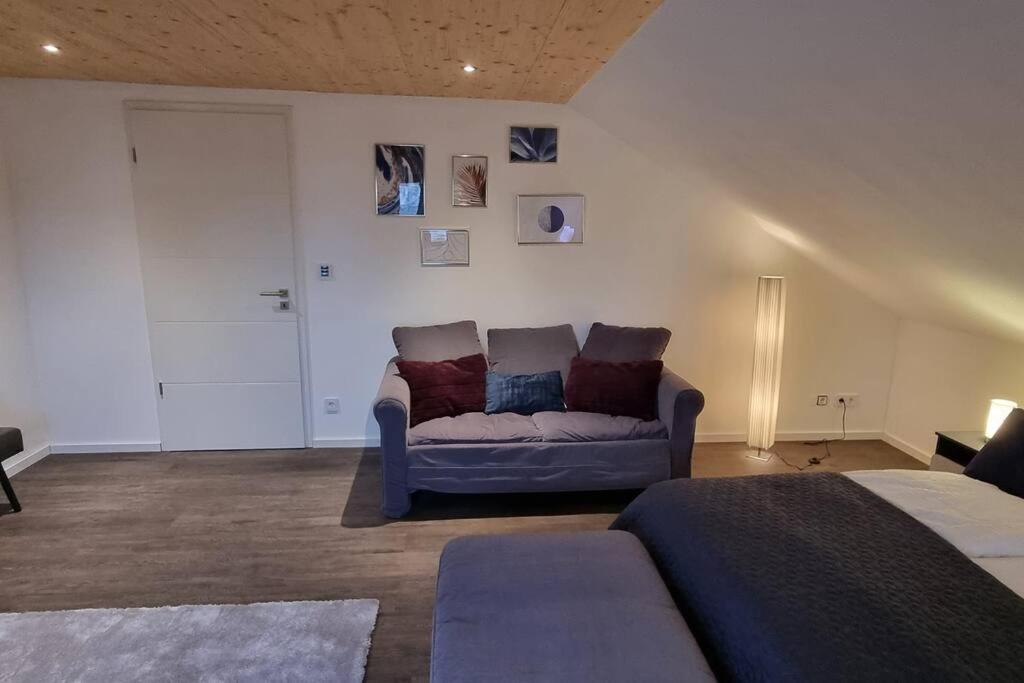Capa Ferienwohnung Pfalz Neustadt an der Weinstraße Exterior foto