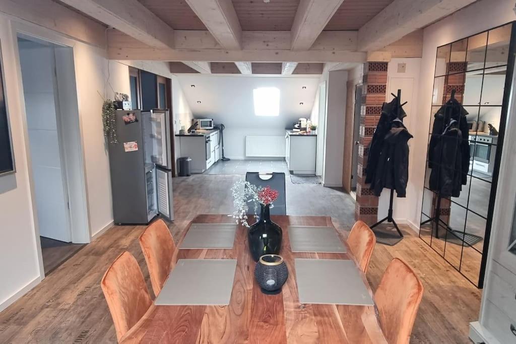 Capa Ferienwohnung Pfalz Neustadt an der Weinstraße Exterior foto
